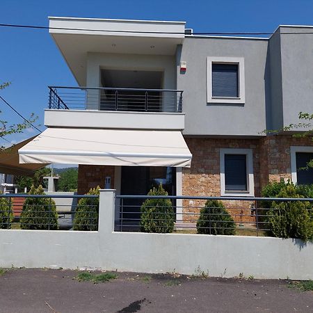 Nikiti Modern Villa Esterno foto
